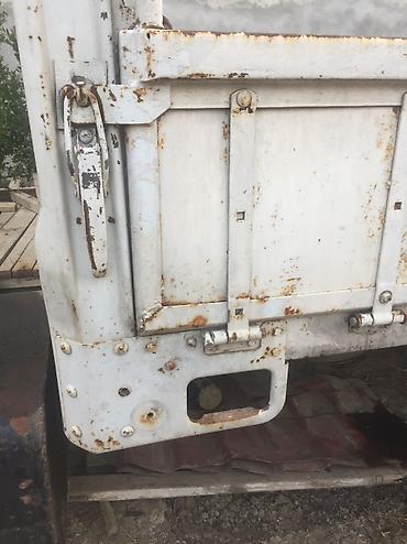 qoşqu karavan satilir: Kuza
Uzunluq 5,30
Eni. 2,20 — 3