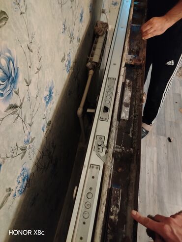 Giriş qapıları: Metall qapı və qutu komplekti - Material: polad gövdə, tünd qəhvəyi — 6