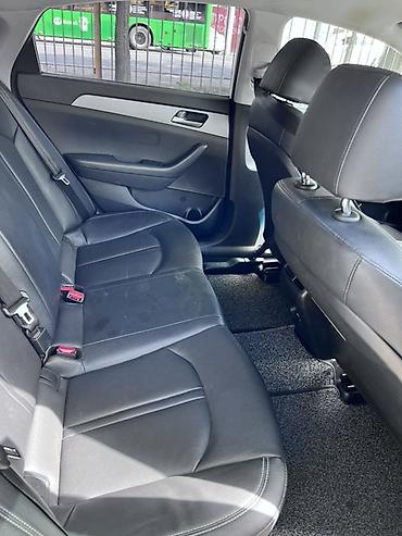 model y: Hyundai Sonata: 2021 г., Бензин, Седан — 4