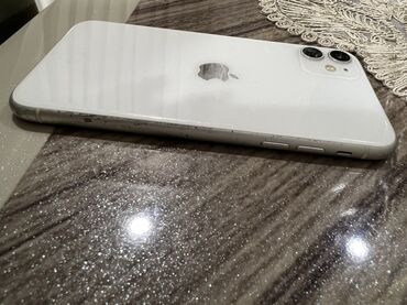 Apple iPhone: IPhone 11, Ağ, Face ID — 9