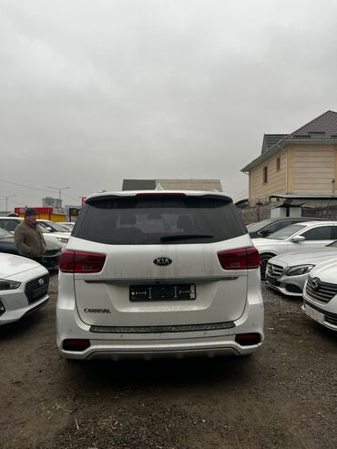 Kia: Kia Carnival: 2018 г., 2.2 л, Автомат, Дизель, Минивэн — 9
