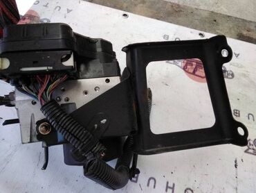 Стоп-сигналы: Блок abs Toyota Harrier XU30 1MZ-FE 2005 (б/у)