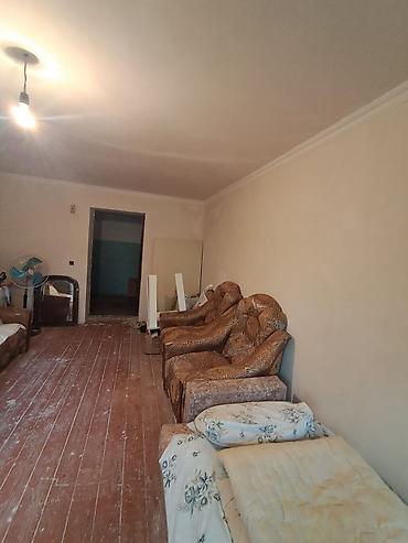 berdede heyet evleri: Sumqayıt şəhərində Doğum evi ilə üzbə üz Göyçay Marketin Arxası 1 — 5