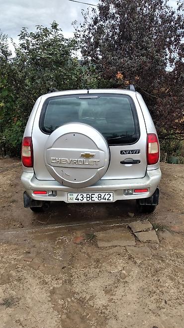 tap az 015: Chevrolet Niva: 1.7 l | 2006 il 170000 km Universal — 2