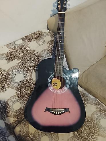 gibson gitara: Akkustik gitara – kəsikli (cutaway) korpuslu, 6 simli model — 2