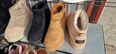 Ugg obuća: Ugg čizme — 4
