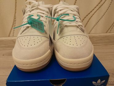Кроссовки и спортивная обувь: Мужские кроссовки, 41, Adidas, Новый, цвет - Бежевый, Платная доставка — 4