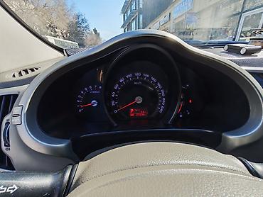 kia 2011: Kia Sportage: 2 l | 2011 il Ofrouder/SUV — 10