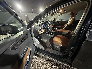 Другие автомобили: Элегантный седан бизнес-класса в темно‑сером цвете с выразительной — 8