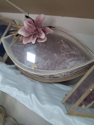 Toy aksesuarları: Toy və nişan üçün zərif hədiyyə/nişan səbəti və vitrin dəstləri - — 10