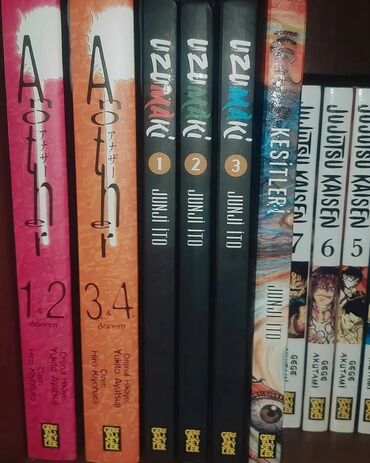 kitab satışı: Another manga anime kitabı 1 2 3 4 4 kitabdan ibaretdir ucuza satiram
