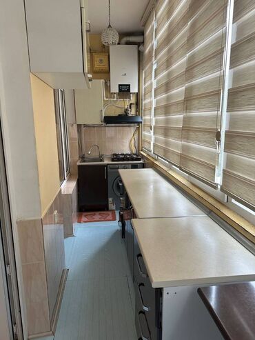 Uzunmüddətli kirayə mənzillər: Neftçilər metrosu,Nazlı sarayın yanında18 mərtəbənin,4-cü — 6