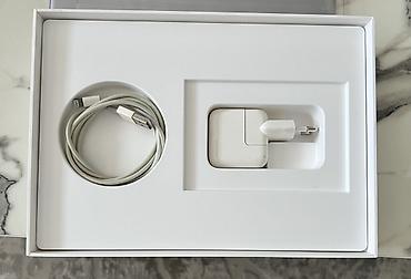 Apple iPad: IPad 5 satıllır. İdeal işlək vəziyyətdə, (üzərində YouTube, Instagram — 3