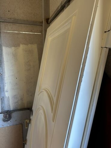 Furnitura və aksessuarlar: Mənzil üçün İşlənmiş Giriş qapısı Zamok ilə, Zəmanətsiz, Ödənişli quraşdırma, Ödənişli çatdırılma
