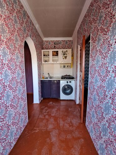 Uzunmüddətli kirayə mənzillər: 300Azn addelni heyet evi Sabuncu APlus Redoilzapravkasinin yaxin — 4