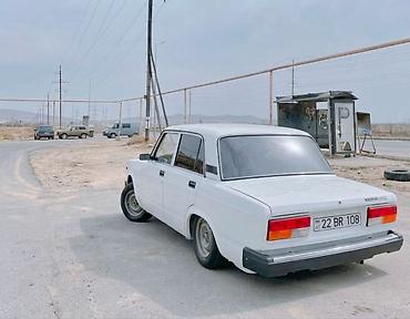 vaz 2107 ehtiyat hisselerinin satisi: VAZ 2107, ağ rəng, sedan kuzov. - Nömrə nişanı: 22-BR-108 - Arxa — 1