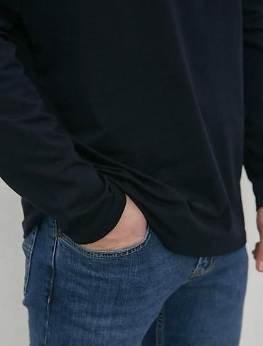 Свитера: Лонгслив, Bochetti, 54 размер, тёмно-синий, воторник стойка. смотрите at lalafo.kg — 5 Свитера: Лонгслив, Bochetti, 54 размер, тёмно-синий, воторник стойка. смотрите — 5