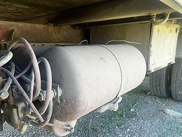 Грузовики: Грузовик, Стандарт, Б/у — 9