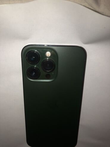 телефон 4 х: IPhone 13 Pro, Б/у, 128 ГБ, Зеленый, Зарядное устройство, 96 %