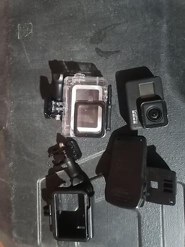 Техника и электроника: GoPro aksiyon kamerası dəsti Kompakt ölçülü GoPro kamera və bir neçə — 8