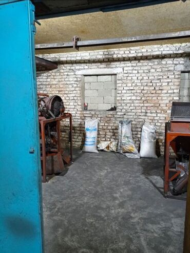 Помещения свободного назначения: Продаётся коммерческая недвижимость с.Сокулук 📍 Расположение: Объект — 14