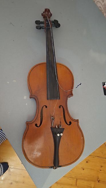 saz: Məhsul: Skripka (4/4 tam ölçü) skripka Təsvir: - Korpus: Klassik — 1