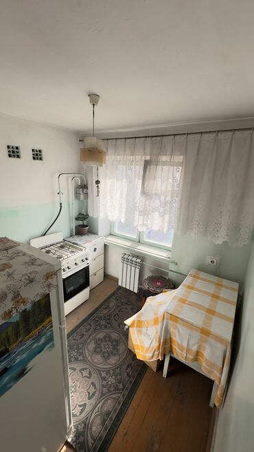 Продажа квартир: 1 комната, 32 м², Хрущевка, 4 этаж, Старый ремонт — 3