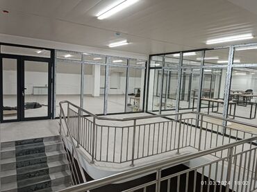 Алюминиевые окна на заказ: На заказ Каркасная перегородка, Для офиса