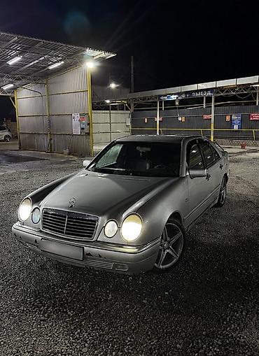 Mercedes-Benz E-Class: 1996 г., 3.2 л, Автомат, Газ, Седан