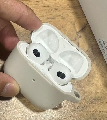 Наушники: Airpods 3. 100% оригинал. Был куплен в Москве у официального магазина