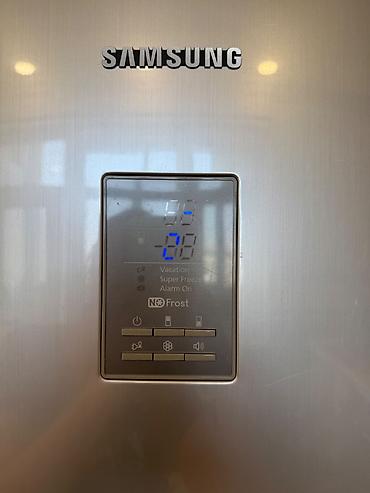 Mətbəx texnikası: Samsung soyuducu No frost En 60 Hündülük 1,76 Tam əla vəziyətdə — 2