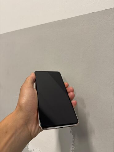 купить телефон google pixel 6: Samsung Galaxy S21, Б/у, 256 ГБ, цвет - Фиолетовый, 2 SIM