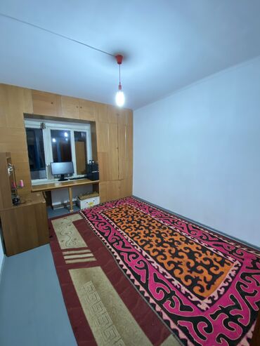 дом кочкор: Дом, 38 м², 2 комнаты, Собственник, Косметический ремонт