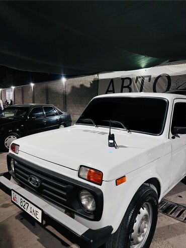 мотоциклы цены бишкек: ВАЗ (ЛАДА) 4x4 Niva: 2008 г., 1.7 л, Механика, Бензин, Жол тандабас