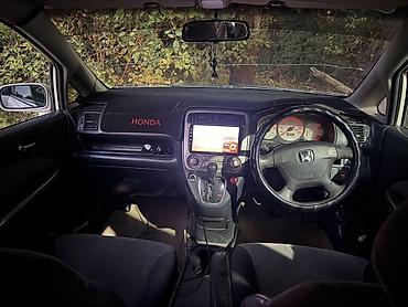 бамперы хонда стрим: Honda Stream: 2001 г., Автомат, Бензин, Минивэн — 9