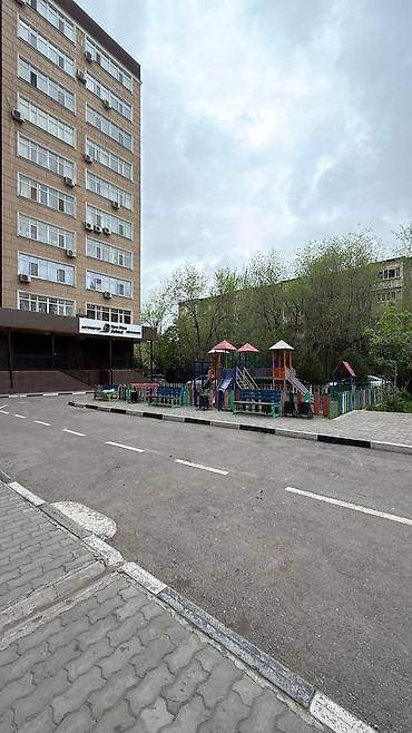 Продажа квартир: 3 комнаты, 95 м², 3 этаж — 17