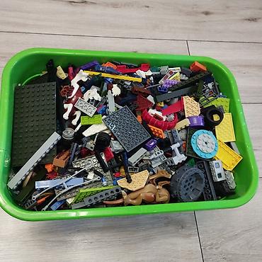 Оюнчуктар: LEGO .Смешанная россыпь деталей LEGO - Большой объем разноцветных — 1
