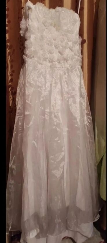 Paltolar: Wekilerde ne varsa satilir ucuz giymete — 13