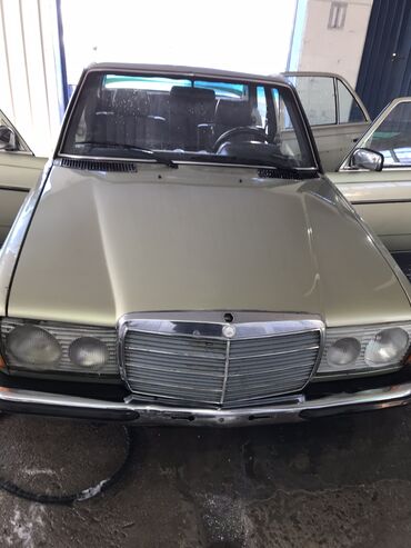 sl 55: Mercedes-Benz W123: 1980 г., 3 л, Механика, Дизель, Седан