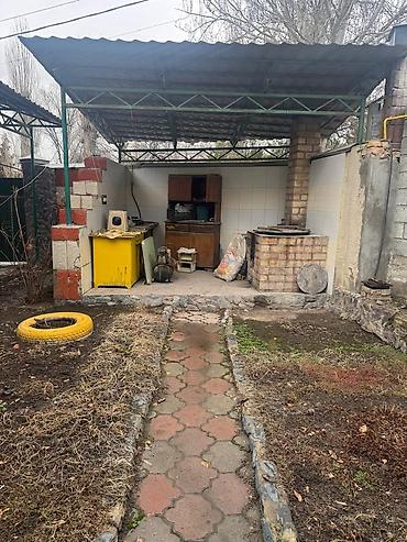 меняю авто на дом: Продаётся большой частный дом с участком. Основные характеристики: - — 3