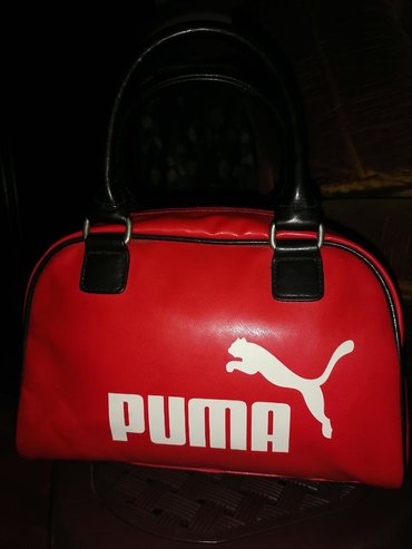 original chanel cg naocare: Puma original sportska tašna.
Crvene boje.

Cena 10e