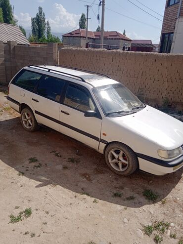 volkswagen passat в3: Volkswagen Passat: 1994 г., 1.8 л, Механика, Бензин, Универсал