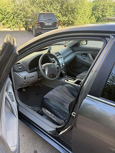 женщин: Toyota Camry: 2010 г., 2.5 л, Автомат, Бензин, Седан — 6