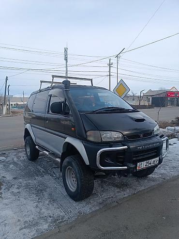 Mitsubishi: Mitsubishi Delica: 1994 г., 2.8 л, Автомат, Дизель, Минивэн at lalafo.kg — 2 Mitsubishi: Mitsubishi Delica: 1994 г., 2.8 л, Автомат, Дизель, Минивэн — 2