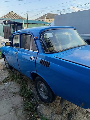 Москвич: Model: Moskvich 2140, 4 qapılı sedan Rəng: Mavi Yürüş/il göstərilməyib — 1