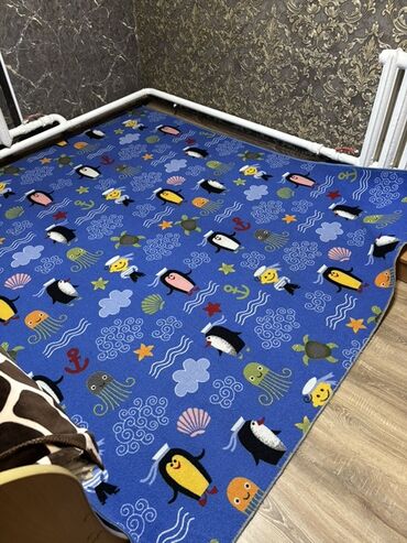 шкаф кухоный: Балдар килеми Колдонулган, Өнүктүрүүчү, 200 * 200, Тик бурчтук