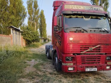купить вольво тандем в европе: Volvo 440: 2001 г., 4.2 л, Механика, Дизель