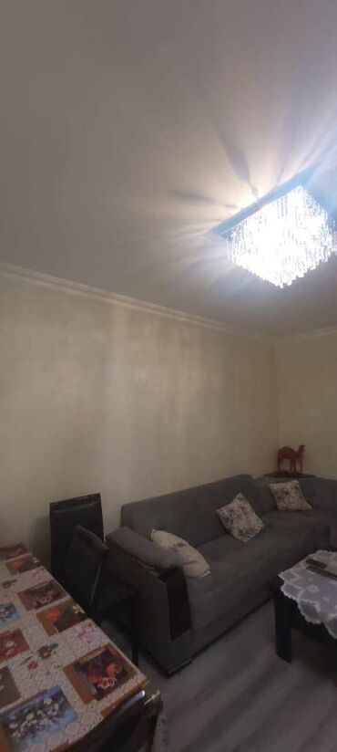 Uzunmüddətli kirayə mənzillər: Binəqədi rayonu,7 mkr,Ankara şadlıq sarayının yanında,5 mərtəbəli — 10