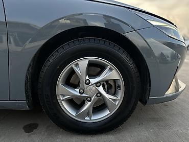 Hyundai: Hyundai Avante: 2020 г., 1.6 л, Автомат, Газ, Седан — 19