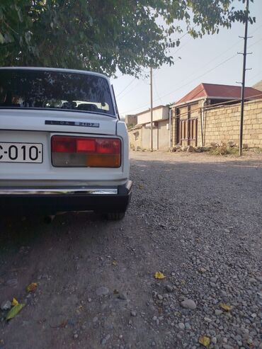 volkswagen passat 1: VAZ (LADA) 2107: 1.6 l | 2002 il | 50000000 km Sedan